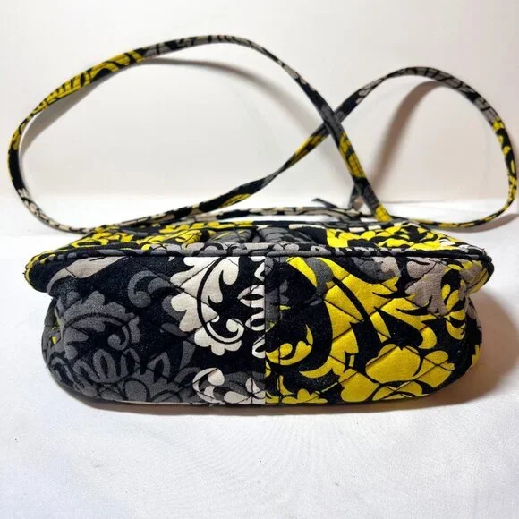 Vera Bradley (Retired) Baroque Small Purse-Black/Gold-Cloth-Pleated - Picture 12 of 15